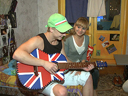 Cutie surrenders to guitarist