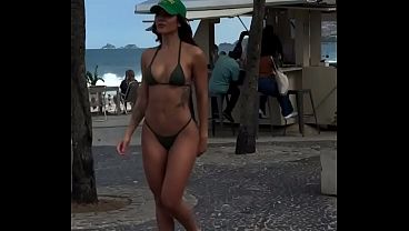Hariany ex bbb gostosa de biquíni